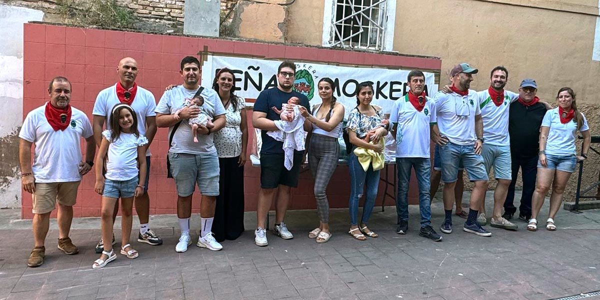 Homenaje a los niños nacidos durante las fiestas de Tudela 1